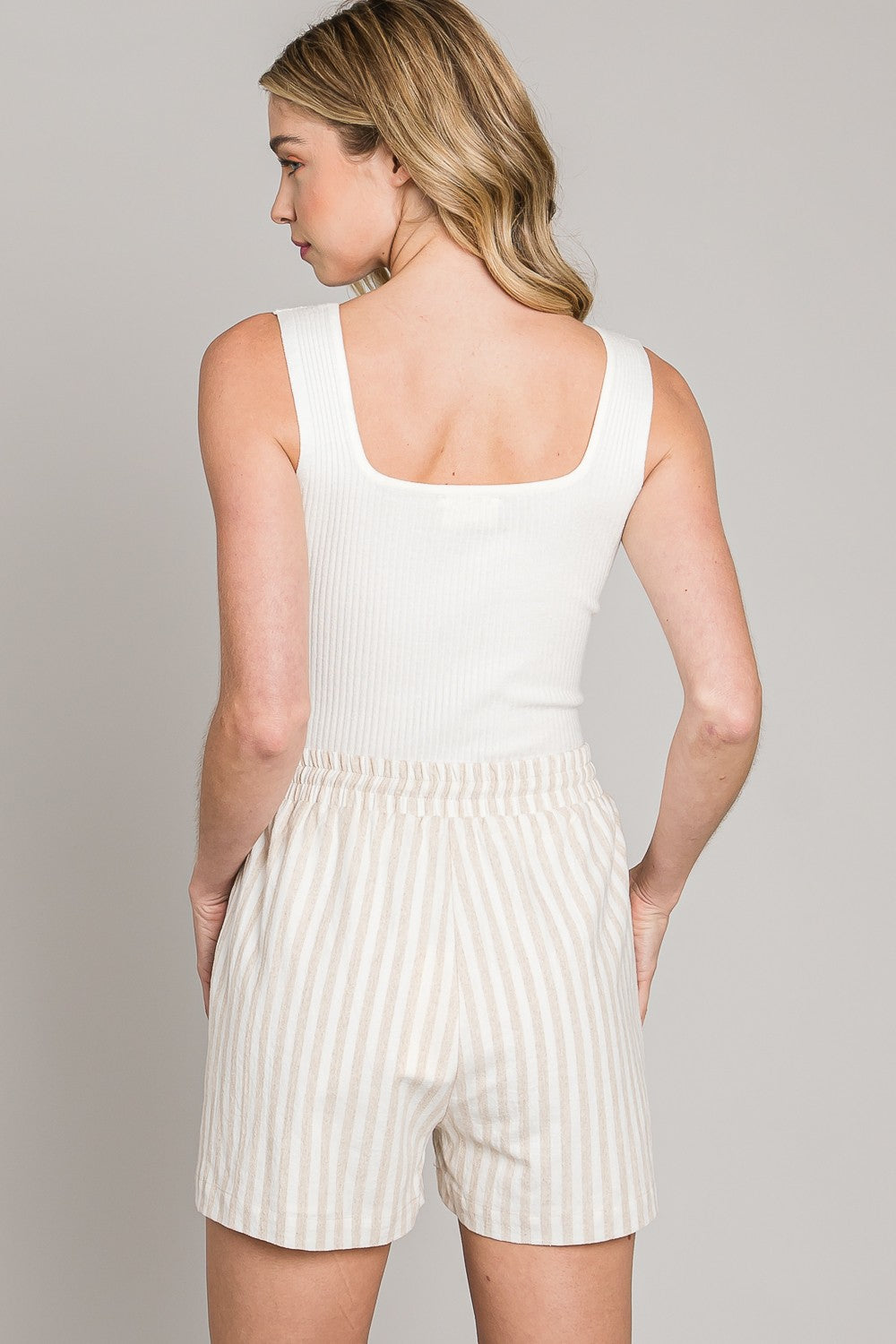 "Addison" Breezy Linen Curvy Shorts-Natural