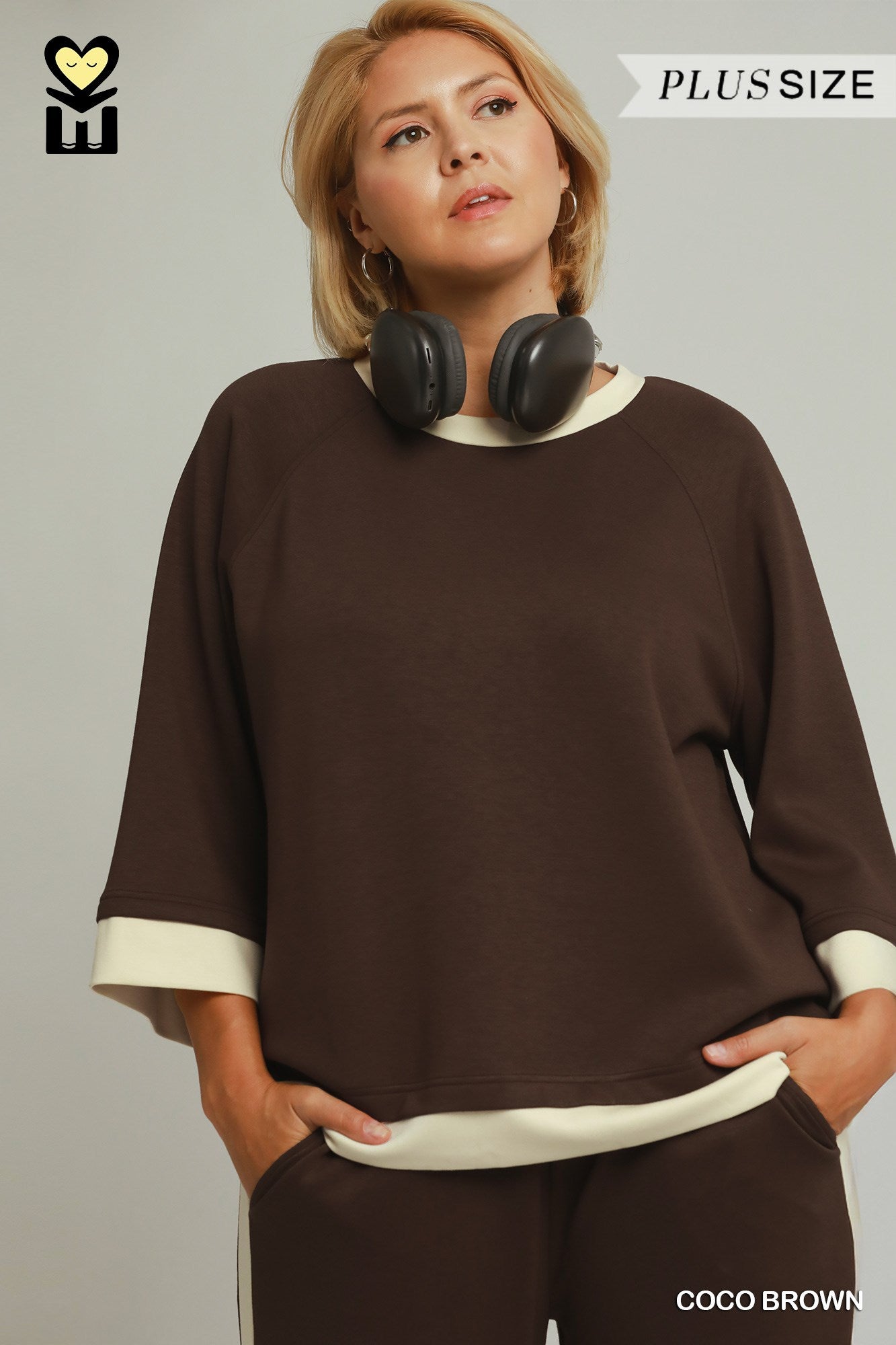 "Cherri" Crewneck Raglan Sleeve Curvy Top (Multiple Colors)