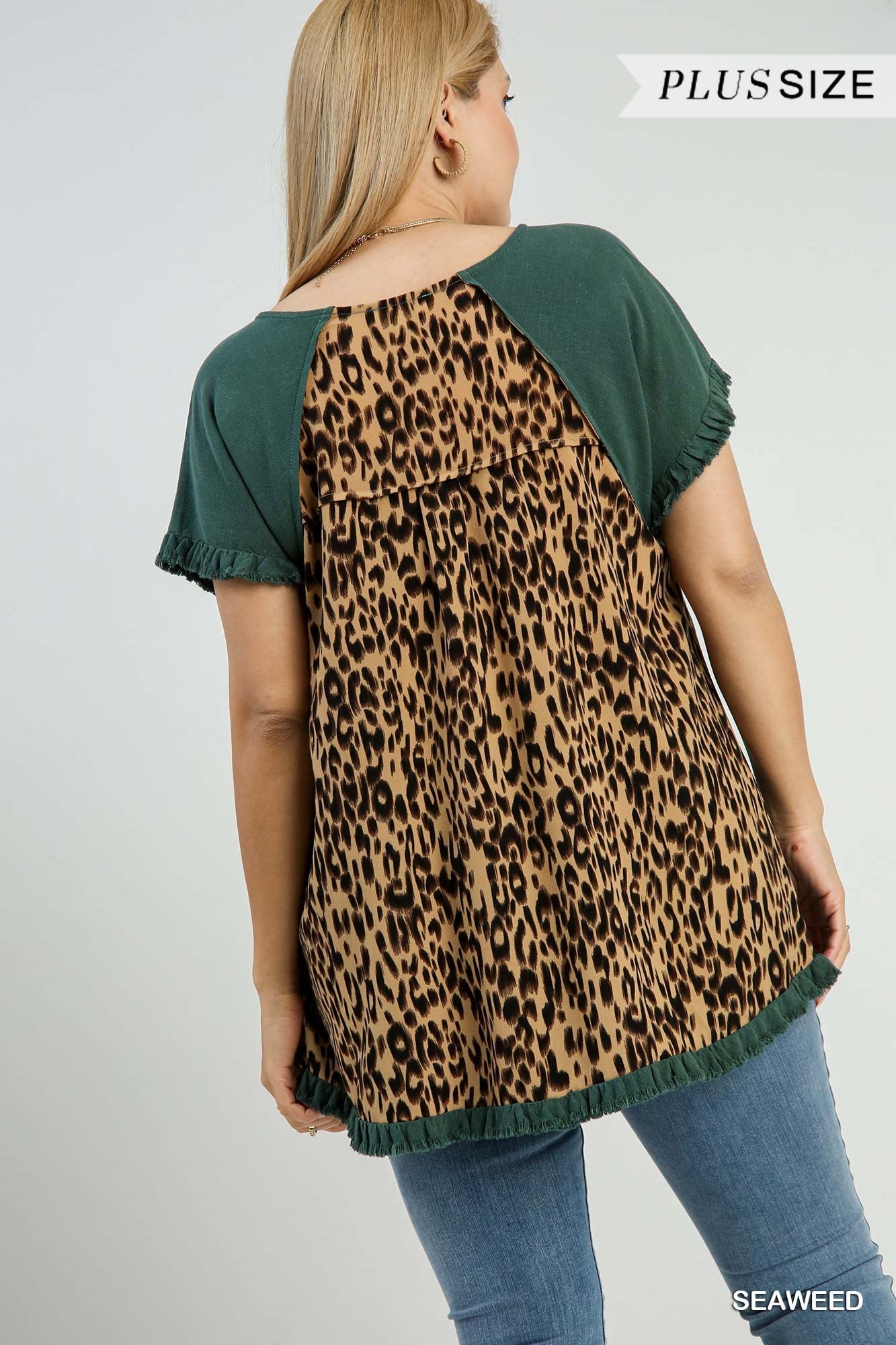 "Emily" Leopard Scoop Back Curvy Top