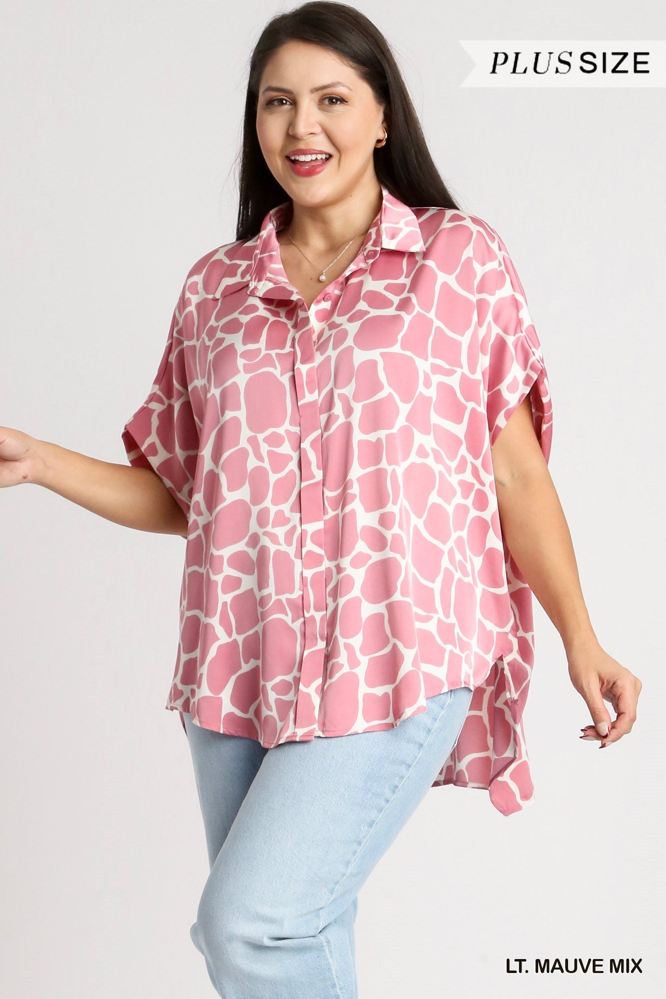 "Hey You" Curvy Pink Button Down Print Top
