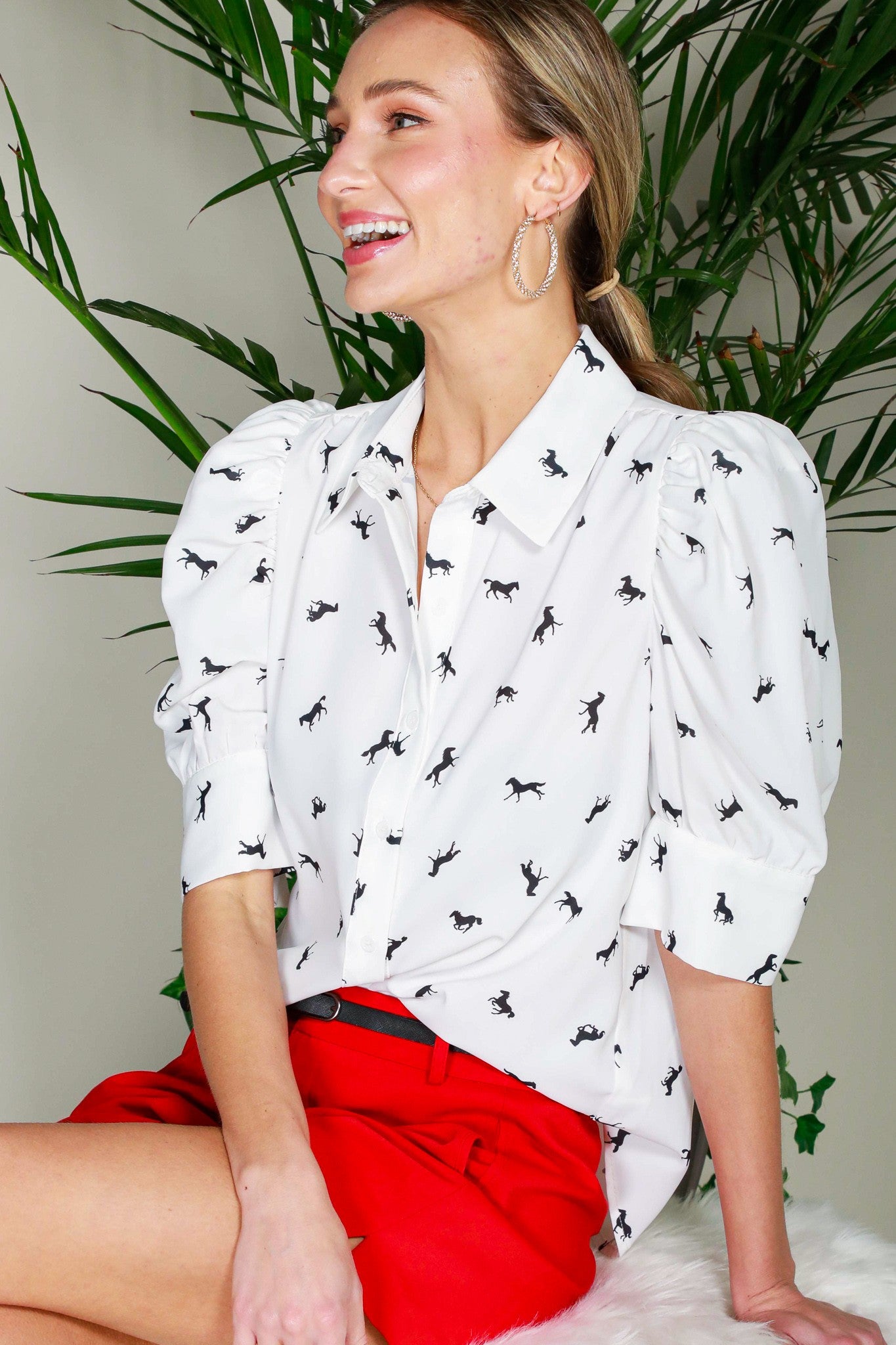 "LONG SHOT" Puff Sleeve Horse Print Top