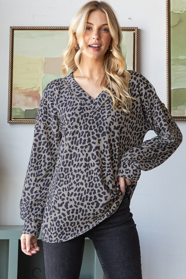 "Lisa" Leopard V-Neck Ribbed Top