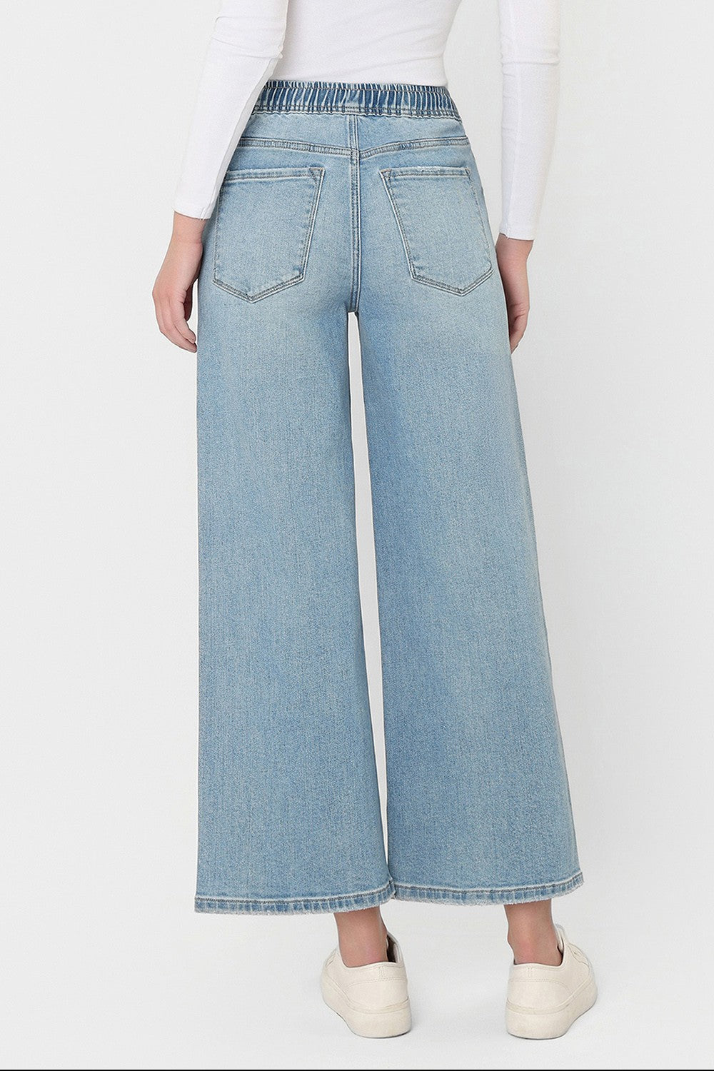 Vervet Super High Rise Elastic Waistband Crop Wide