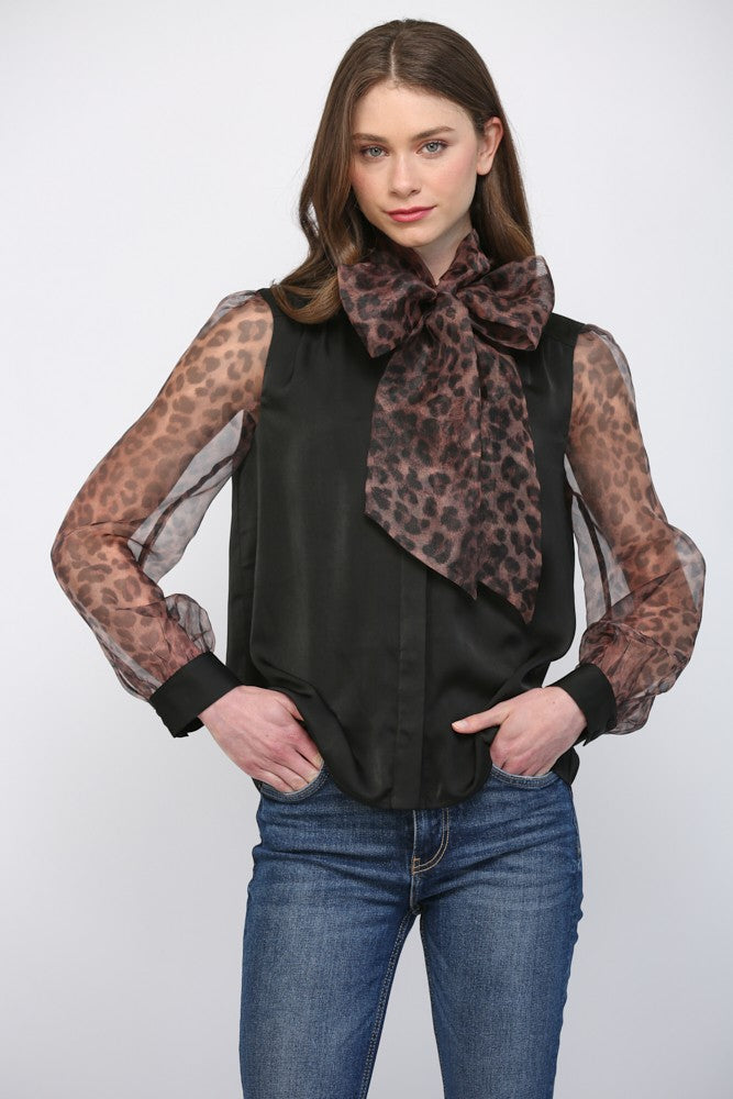 "Jazzy" Leopard Mesh Sleeve Top