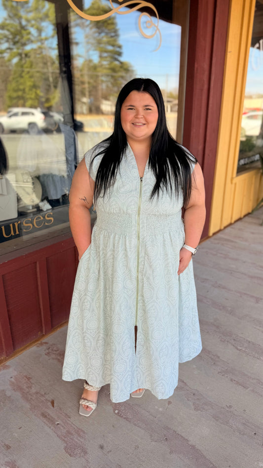 "Ivy" Zip Up Eyelet Curvy Midi Dress