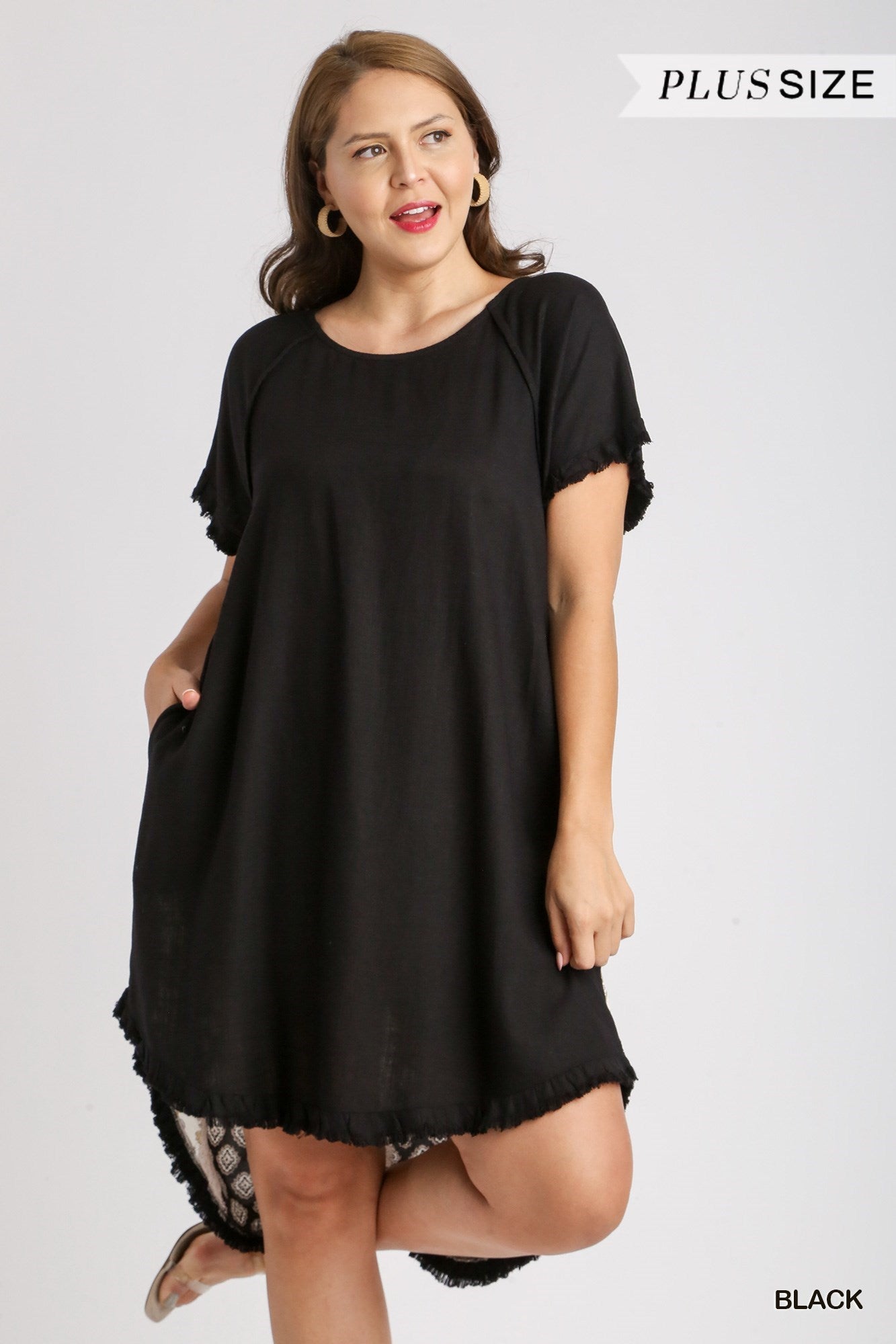 "Eleanor" Scoop Neck High/Low Curvy Pocket Dress