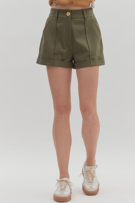 "Mack" button detail shorts
